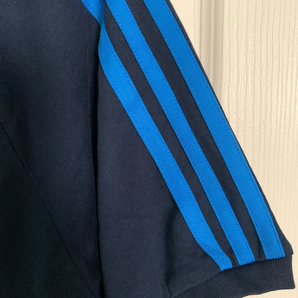 Adidas 3 stripes Tee, Brand New with Tags - Picture 5 of 8